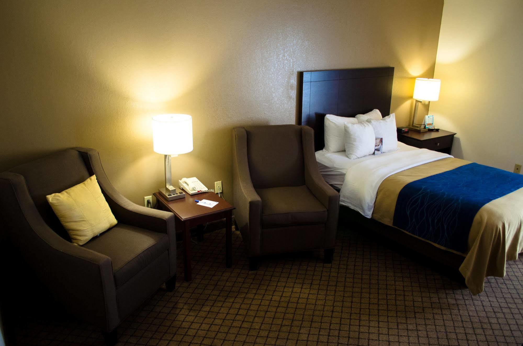 Quality Inn Clarksville - Exit 11 Exterior photo