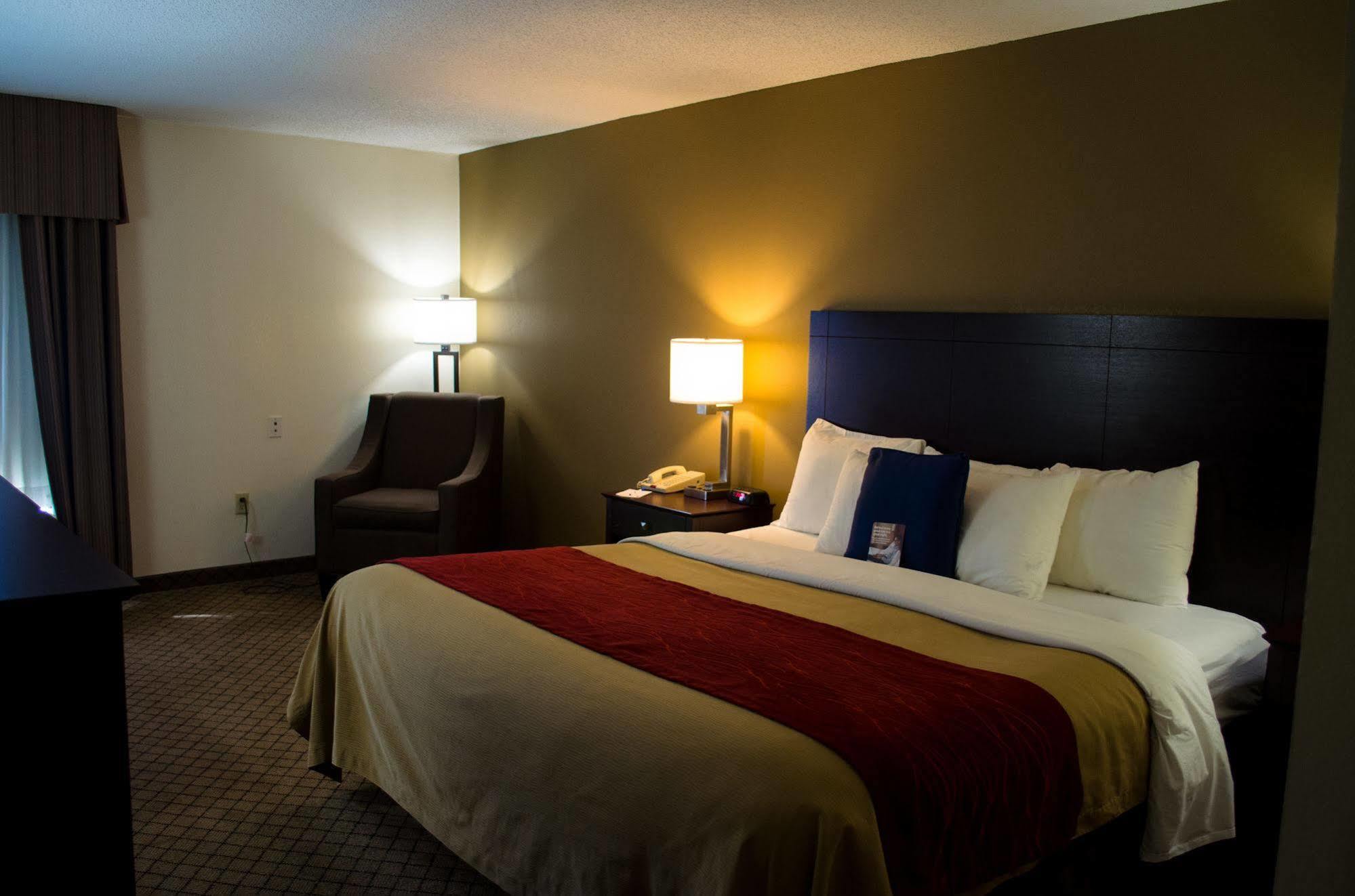 Quality Inn Clarksville - Exit 11 Exterior photo