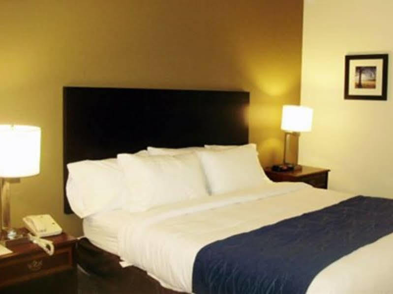 Quality Inn Clarksville - Exit 11 Exterior photo